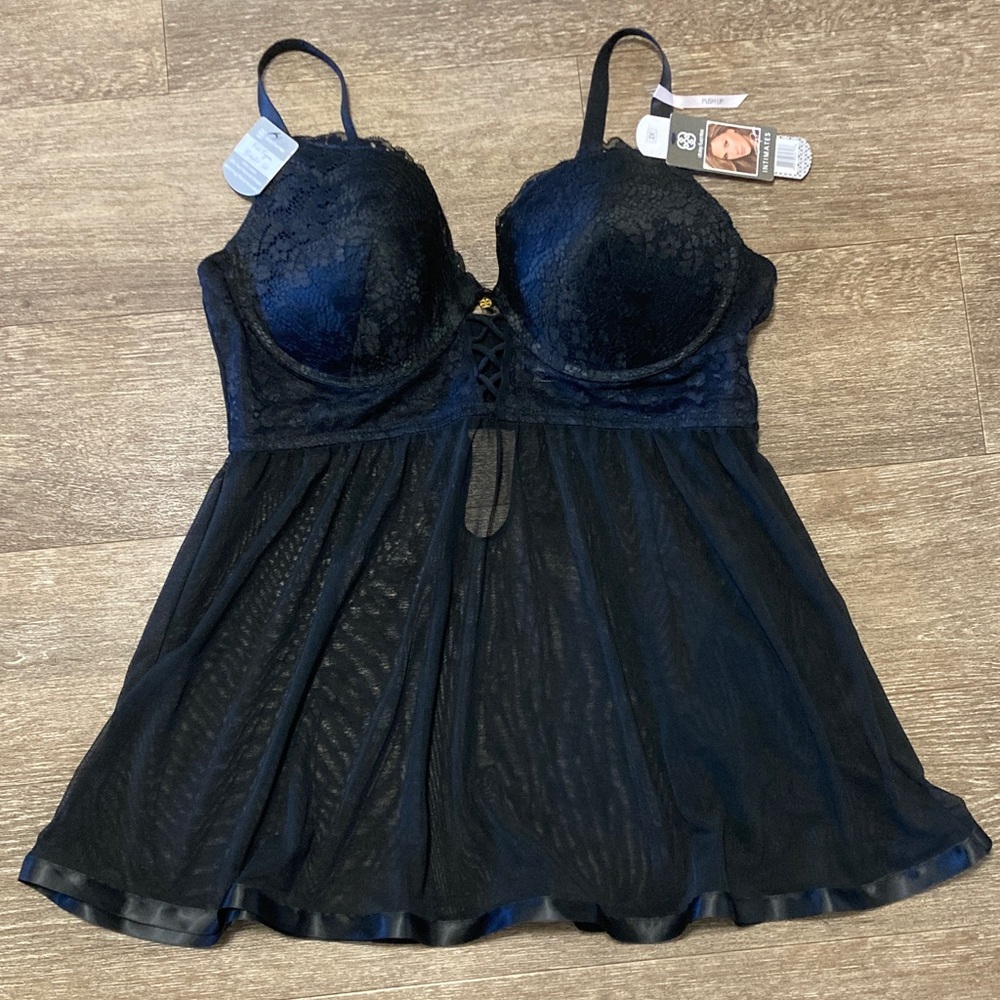 Daisy Fuentes black lace full figure babydoll set
